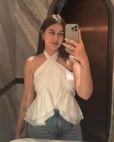 Call Girl Greater Kailash